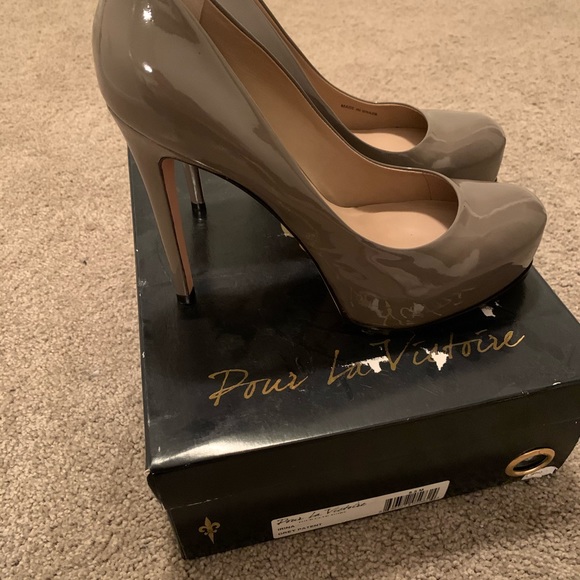 Stilettos - Picture 3 of 4